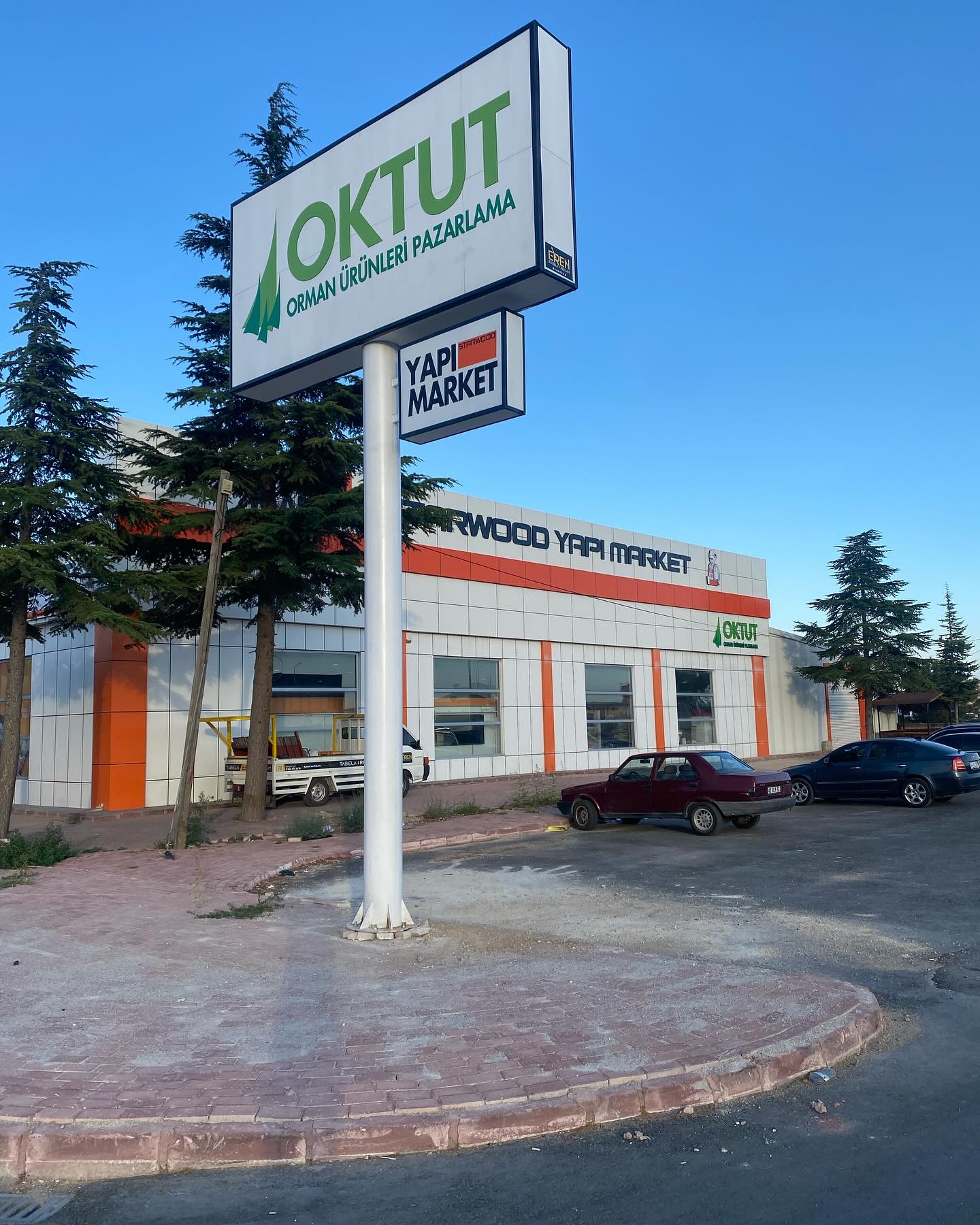 Konya totem tabela uygulaması Eren Tabela Reklam